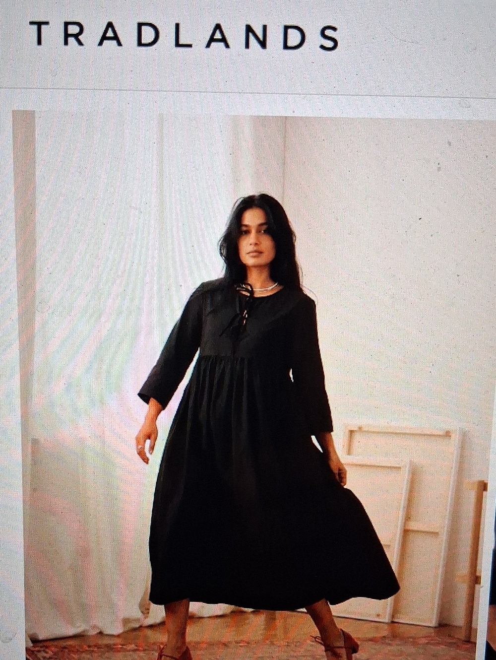 NWT Tradlands Birdie Bell Sleeve Cotton Dress Black S